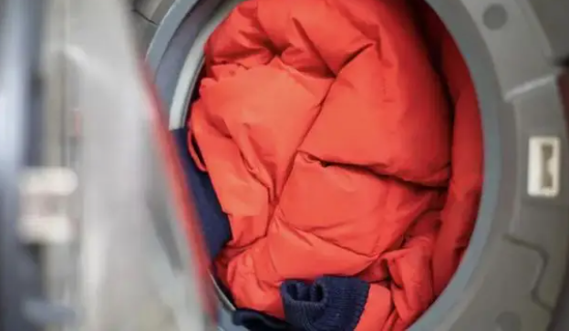 棉服干洗的过程