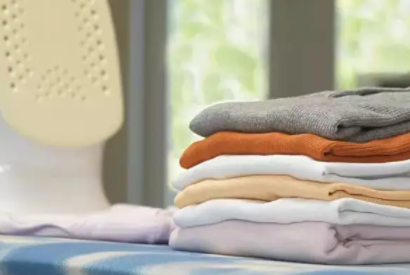 干洗店折叠衣服技巧