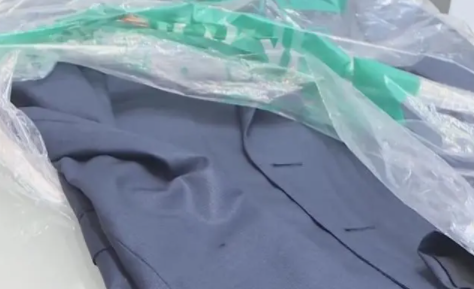 干洗店洗了个洞